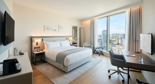 Наама Бэй: номер